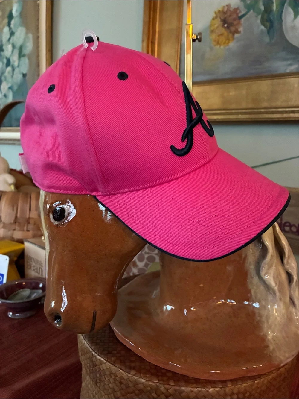 Atlanta Braves Vibrant Pink adjustable baseball cap - Youth